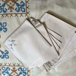 Vintage Set Of 10 Unbleached Embroidered Linen Madeira Dinner Napkins